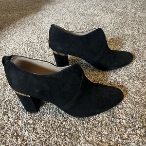 Elegant Black Women's Suede Heeled Boots